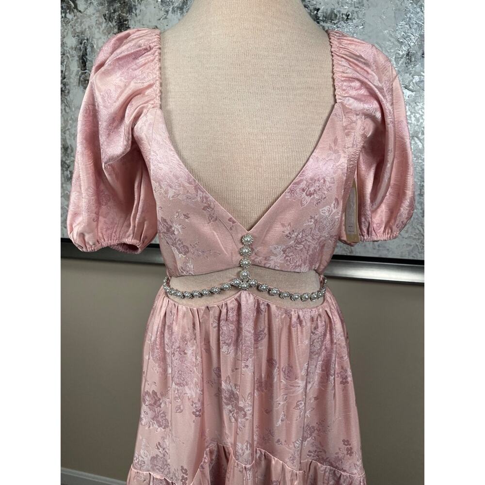 V. CHAPMAN Emma Crystal Embellished Cutout Floral Brocade Pink Maxi Dress Sz 4 - Picture 4 of 10